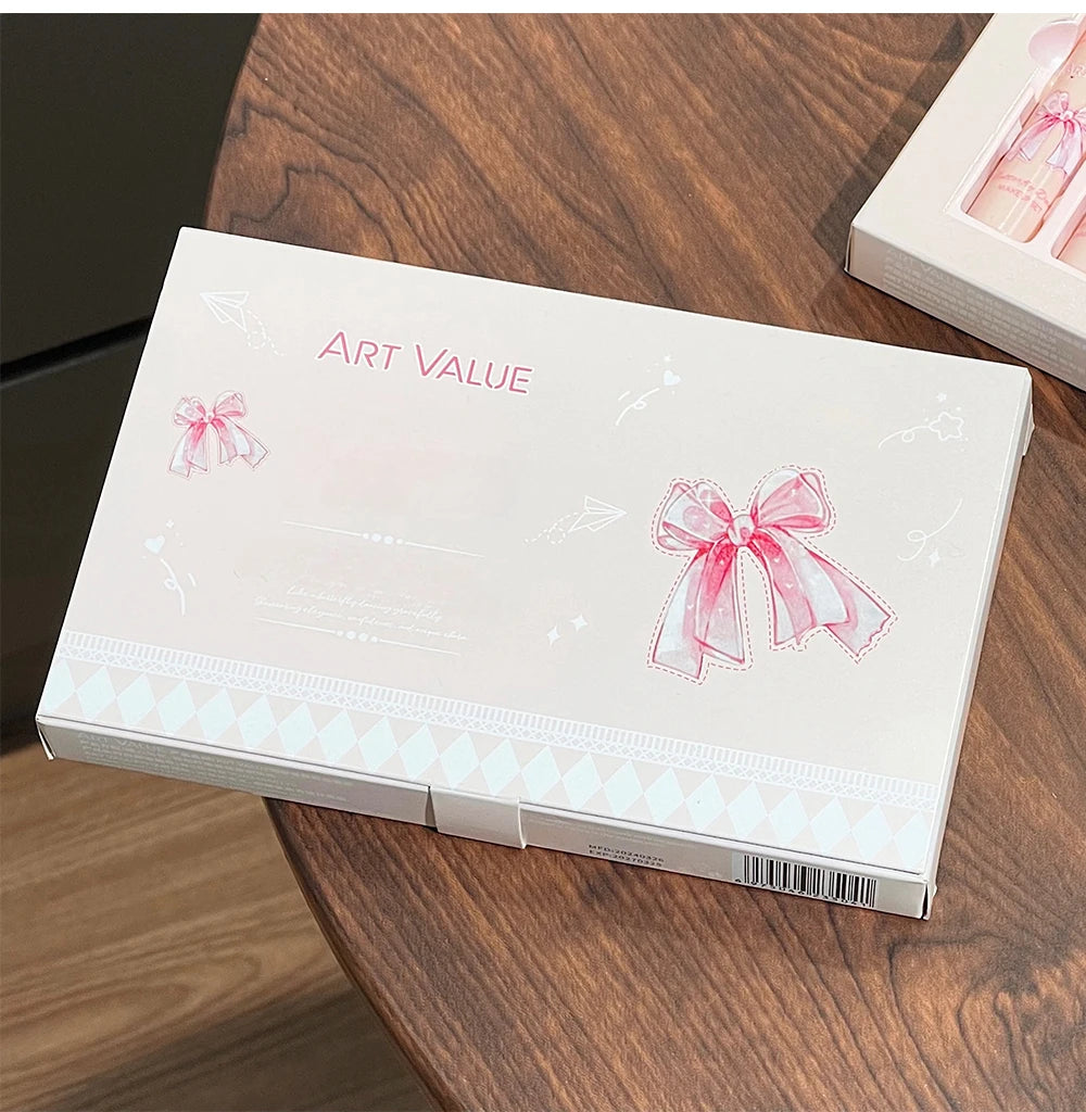 Art Value Butterfly Dance Color Box Four Lip Glaze Blush Set Halskette Lip Mud Blush Set